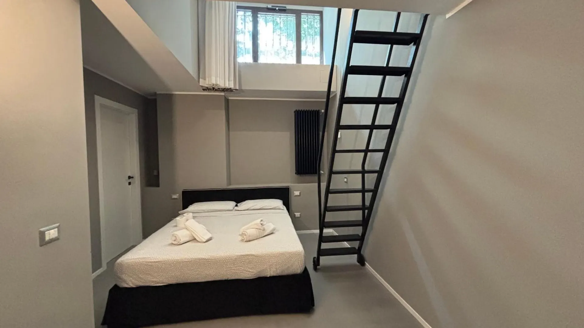 Hozyhome Soluzione A Prezzo Imbattibile Vicino Alla Bocconi Milano Appartamento