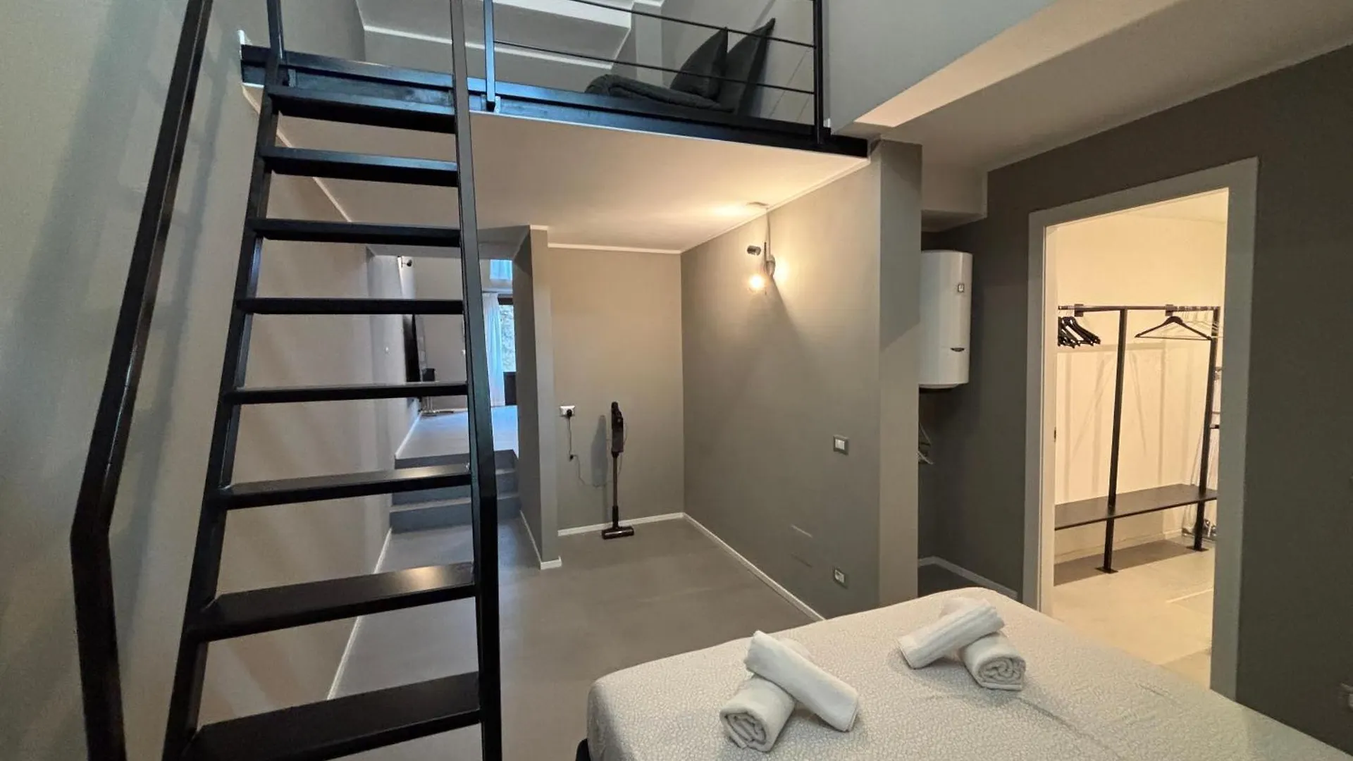 Appartamento Hozyhome Soluzione A Prezzo Imbattibile Vicino Alla Bocconi Milano Italia