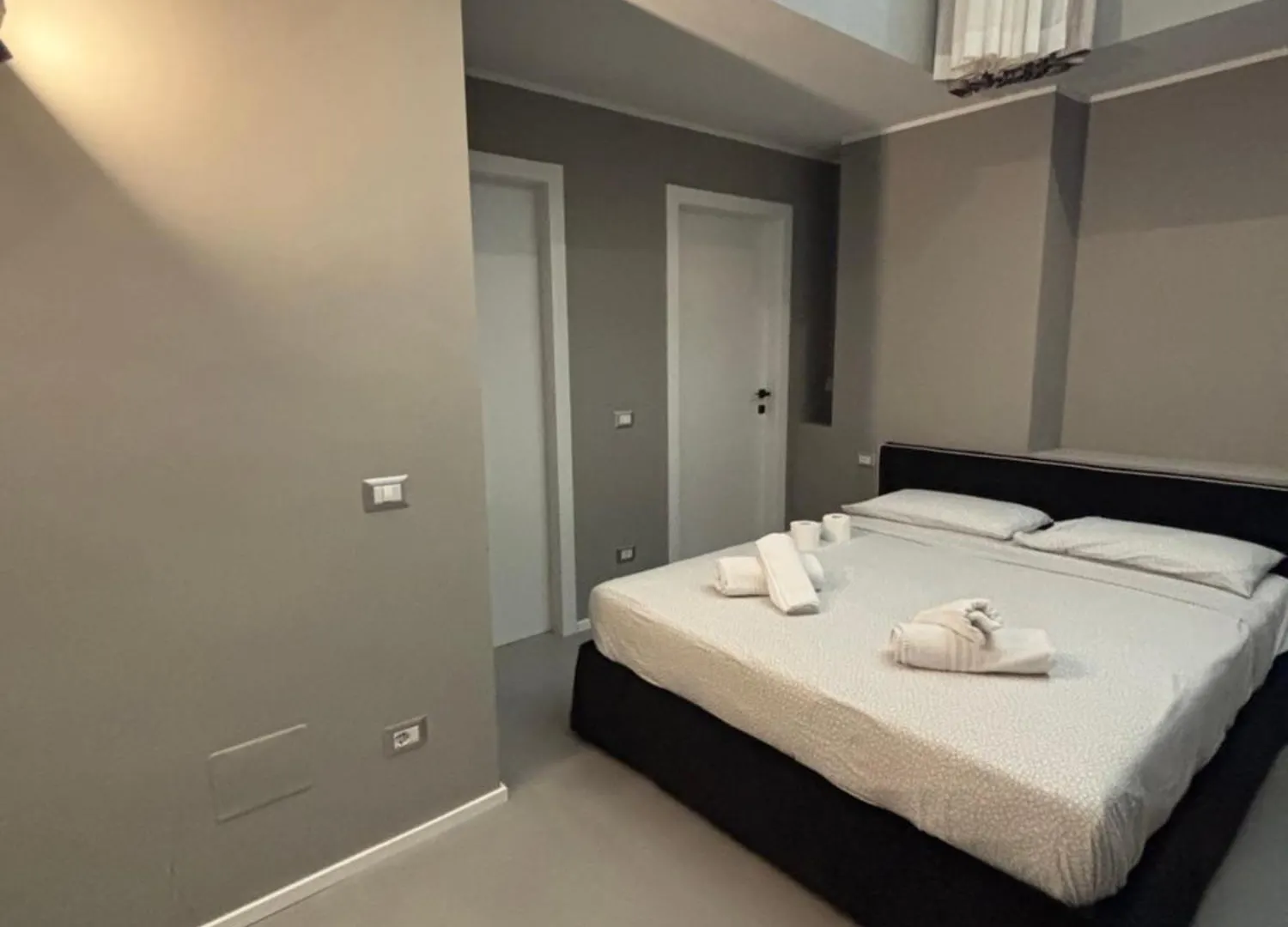 Hozyhome Soluzione A Prezzo Imbattibile Vicino Alla Bocconi Milano